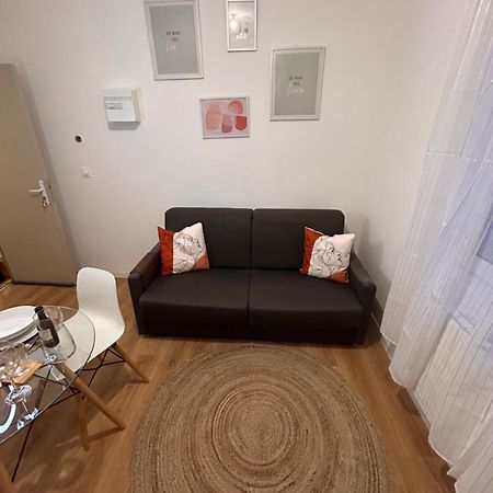 Serenity Stay Saint-Quentin  Bagian luar foto
